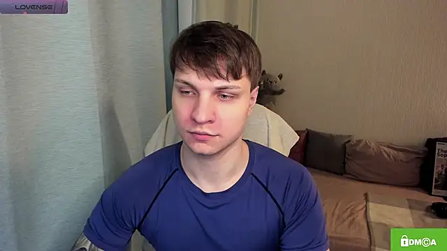 Snapshot of handsome_guy01 chatting on 06-17-26, 06:27 handsome guy01 online show from 06-17-26, 06:27