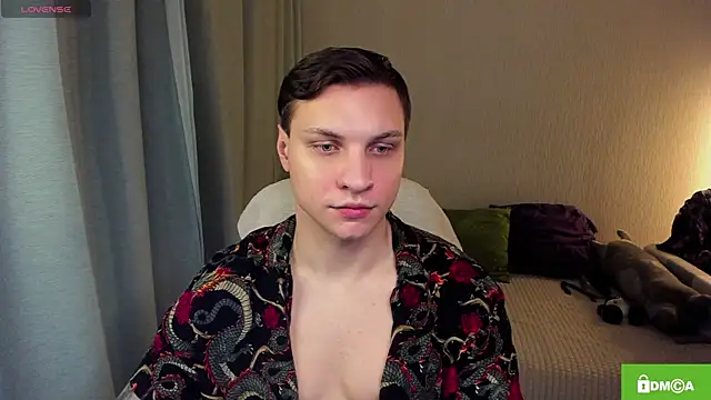 Snapshot of handsome_guy01 chatting on 07-01-26, 10:09 handsome guy01 online show from 07-01-26, 10:09