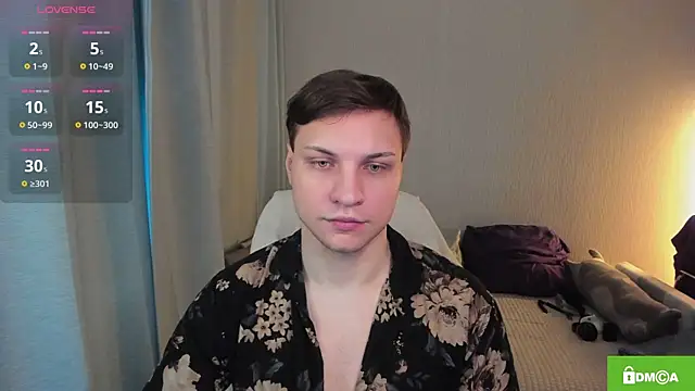 Snapshot of handsome_guy01 chatting on 07-05-26, 04:19 handsome guy01 online show from 07-05-26, 04:19