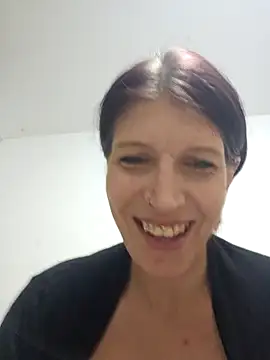 Snapshot of Lenchen_ chatting on 01-19-25, 11:10 Lenchen online show from 01-19-25, 11:10