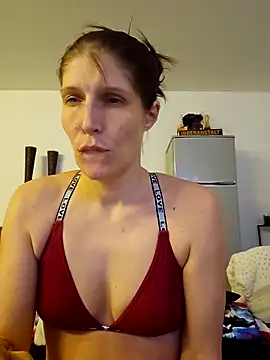 Snapshot of Lenchen_ chatting on 02-18-26, 09:33 Lenchen online show from 02-18-26, 09:33