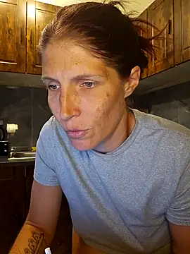 Lenchen  online show from 04-27-26, 07:45