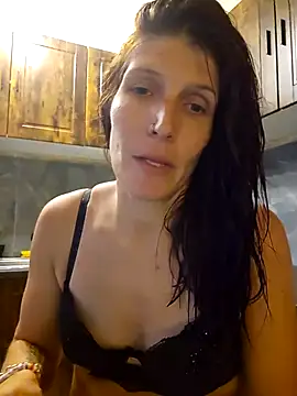 Snapshot of Lenchen_ chatting on 06-13-26, 07:56 Lenchen online show from 06-13-26, 07:56
