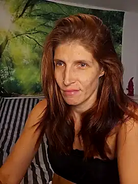 Snapshot of Lenchen_ chatting on 07-10-26, 07:05 Lenchen online show from 07-10-26, 07:05