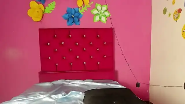 tiffany Bitch online show from 12-21-24, 11:02