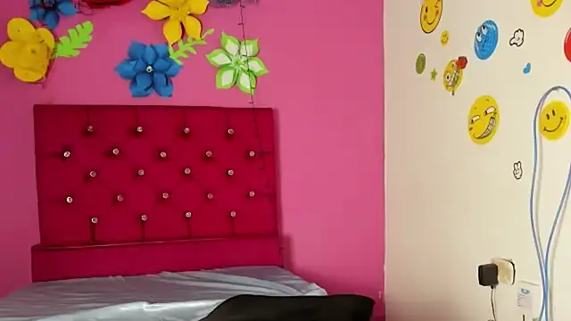 tiffany Bitch online show from 12-27-24, 07:57