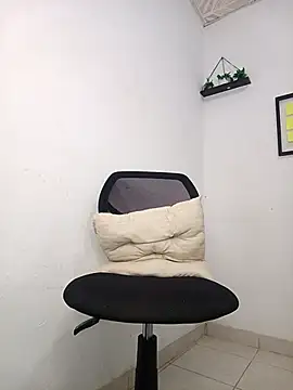 lianisrose online show from 03-15-26, 01:11