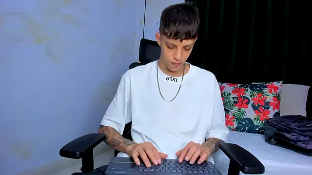 Adam hard  online show from 01-17-25, 07:49