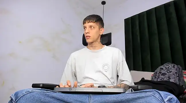 Adam hard  online show from 02-26-25, 08:11