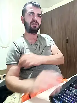 Snapshot of cshn001 chatting on 12-04-24, 11:57 cshn001 online show from 12-04-24, 11:57