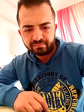 Snapshot of cshn001 chatting on 12-09-24, 07:39 cshn001 online show from 12-09-24, 07:39