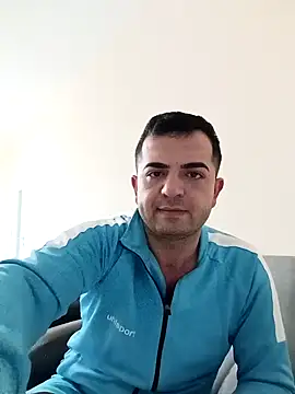 Snapshot of cshn001 chatting on 12-19-24, 07:18 cshn001 online show from 12-19-24, 07:18