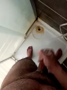 Snapshot of cshn001 chatting on 12-22-24, 09:55 cshn001 online show from 12-22-24, 09:55