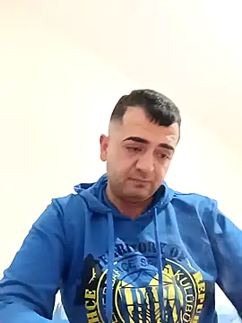 Snapshot of cshn001 chatting on 12-24-24, 06:17 cshn001 online show from 12-24-24, 06:17