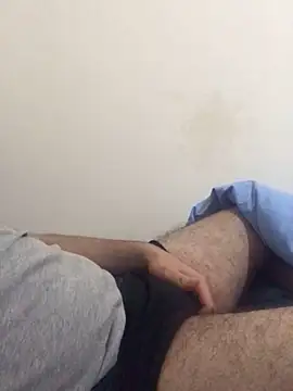 Snapshot of cshn001 chatting on 02-09-25, 08:24 cshn001 online show from 02-09-25, 08:24