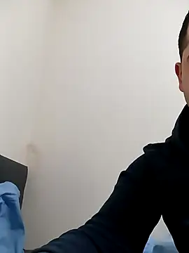 Snapshot of cshn001 chatting on 02-13-25, 09:17 cshn001 online show from 02-13-25, 09:17