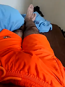 Snapshot of cshn001 chatting on 02-16-25, 12:43 cshn001 online show from 02-16-25, 12:43