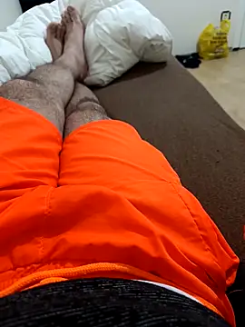 Snapshot of cshn001 chatting on 03-10-25, 04:25 cshn001 online show from 03-10-25, 04:25