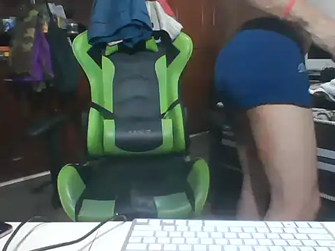 Snapshot of SOLESFETISHBR chatting on 04-08-26, 10:21 SOLESFETISHBR online show from 04-08-26, 10:21