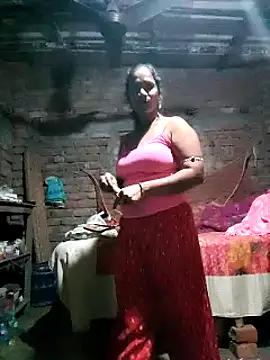 Snapshot of Hotty-dola chatting on 01-02-25, 11:20 Hotty-dola online show from 01-02-25, 11:20