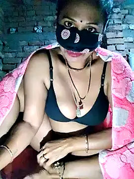 Snapshot of Hotty-dola chatting on 01-05-25, 03:53 Hotty-dola online show from 01-05-25, 03:53