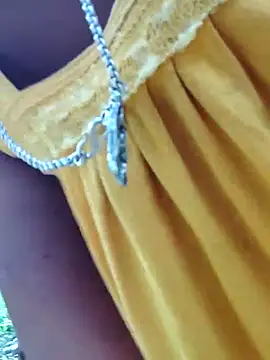 Snapshot of Hotty-dola chatting on 03-14-25, 04:32 Hotty-dola online show from 03-14-25, 04:32