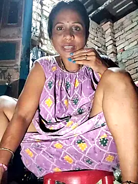 Snapshot of Hotty-dola chatting on 09-24-25, 05:38 Hotty-dola online show from 09-24-25, 05:38