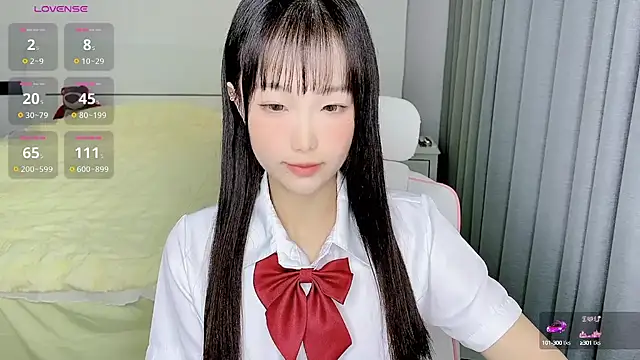 Snapshot of -Wendy__ chatting on 01-09-25, 12:57 -Wendy online show from 01-09-25, 12:57