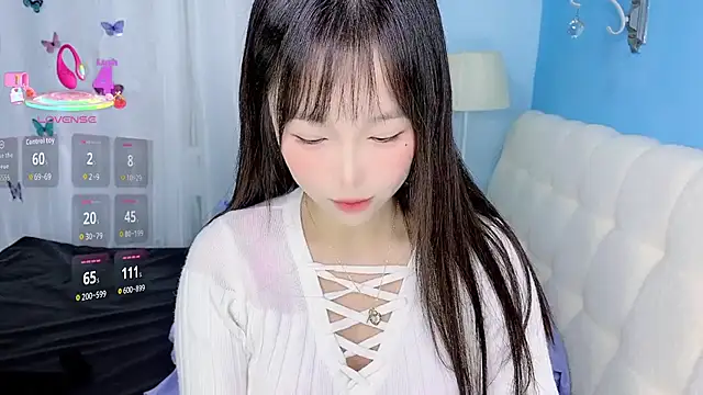 Snapshot of -Wendy__ chatting on 01-12-26, 04:07 -Wendy online show from 01-12-26, 04:07