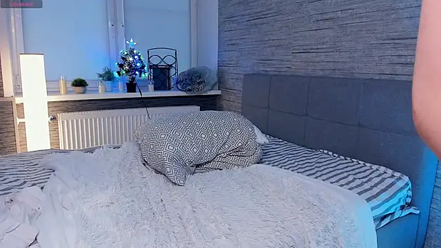 Snapshot of MerylHedley chatting on 01-12-25, 01:27 MerylHedley online show from 01-12-25, 01:27