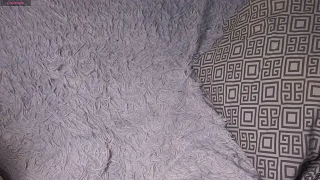 Snapshot of MerylHedley chatting on 02-22-25, 01:13 MerylHedley online show from 02-22-25, 01:13