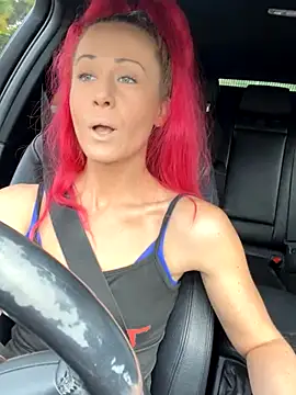 Snapshot of SweetSolez chatting on 10-02-25, 09:16 SweetSolez online show from 10-02-25, 09:16