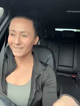 Snapshot of SweetSolez chatting on 02-20-26, 11:00 SweetSolez online show from 02-20-26, 11:00