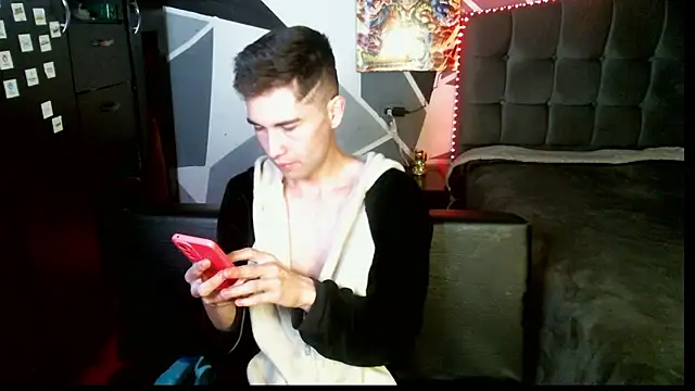 Snapshot of samael1107 chatting on 12-05-24, 12:22 samael1107 online show from 12-05-24, 12:22