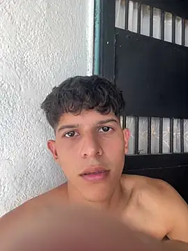 Snapshot of LiamGadiell chatting on 02-02-26, 06:28 LiamGadiell online show from 02-02-26, 06:28