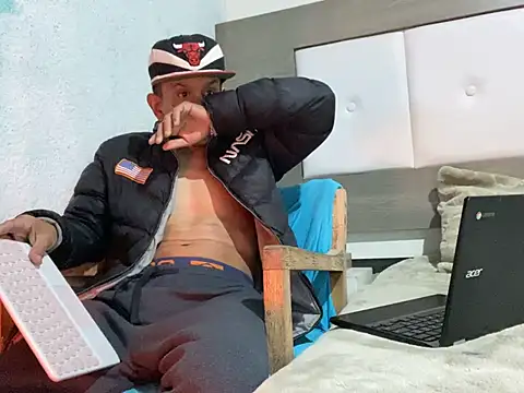 oiram27 online show from 02-22-25, 05:23