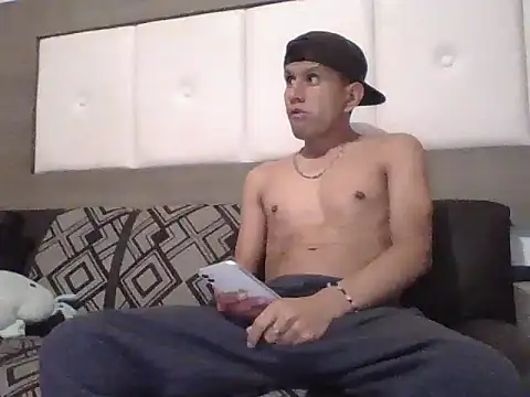 oiram27 online show from 11-20-25, 12:33