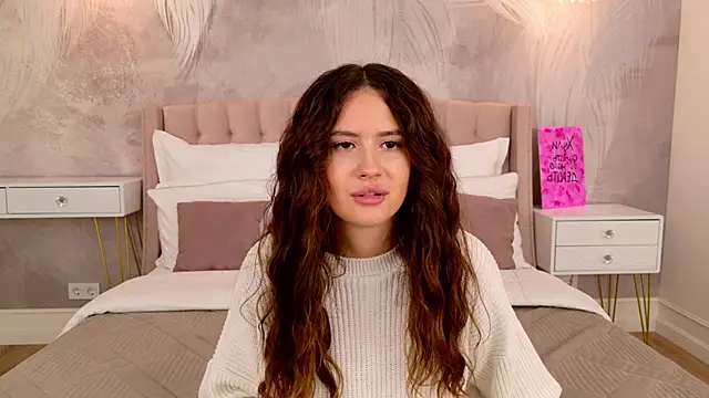 milaleoneli online show from 09-10-25, 04:40