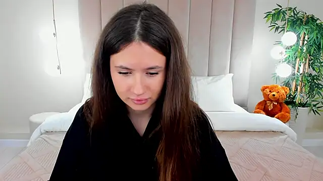 milaleoneli online show from 11-09-25, 02:54