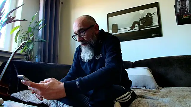 Kingsscepter online show from 03-19-25, 01:51