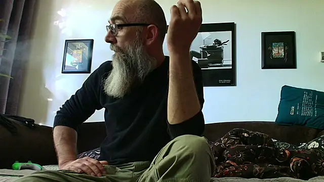 Kingsscepter online show from 04-29-26, 04:11