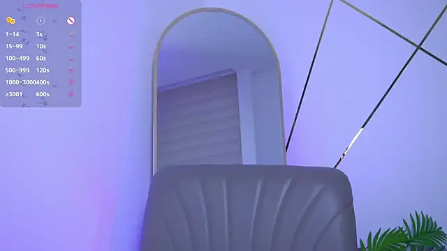 Snapshot of b3llaspringg chatting on 09-19-25, 12:12 b3llaspringg online show from 09-19-25, 12:12