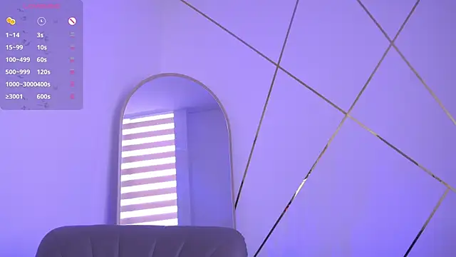 Snapshot of b3llaspringg chatting on 10-17-25, 10:01 b3llaspringg online show from 10-17-25, 10:01