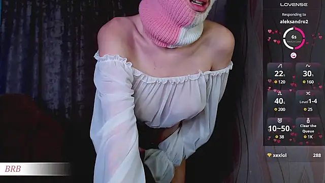 Domiiiniiicana online show from 10-20-25, 04:07