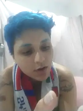 Snapshot of Luci_foxx chatting on 09-15-25, 03:28 Luci foxx online show from 09-15-25, 03:28