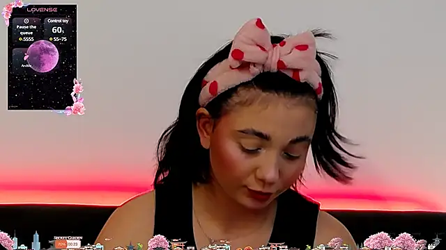 AveryWillow online show from 02-06-25, 01:43