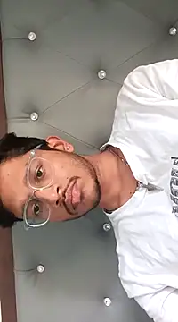 Snapshot of skinnyyyyyyyyy chatting on 01-19-25, 07:04 skinnyyyyyyyyy online show from 01-19-25, 07:04