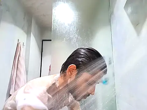 Snapshot of skinnyyyyyyyyy chatting on 02-07-25, 04:06 skinnyyyyyyyyy online show from 02-07-25, 04:06