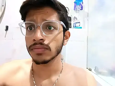 Snapshot of skinnyyyyyyyyy chatting on 02-20-25, 03:01 skinnyyyyyyyyy online show from 02-20-25, 03:01