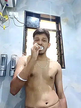 Snapshot of skinnyyyyyyyyy chatting on 10-08-25, 04:32 skinnyyyyyyyyy online show from 10-08-25, 04:32